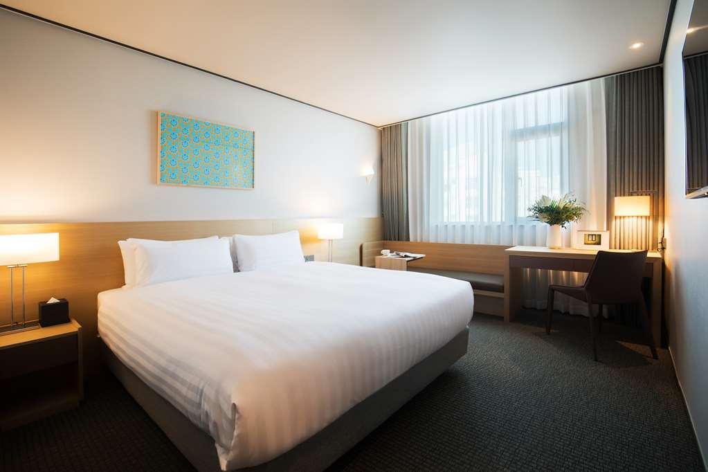 Orakai Cheonggyesan Hotel, BW Premier Collection Seoul Værelse billede