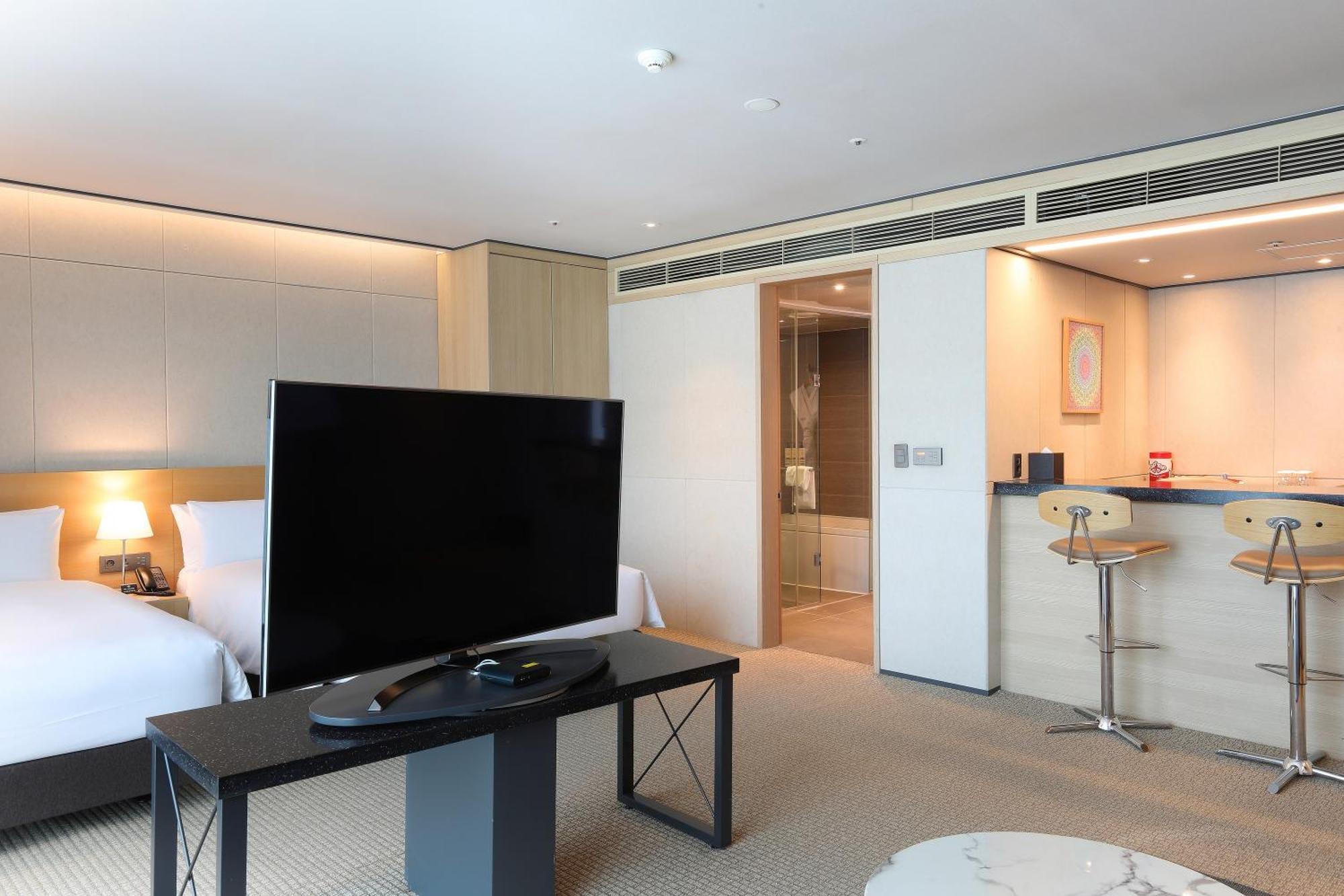Orakai Cheonggyesan Hotel, BW Premier Collection Seoul Eksteriør billede